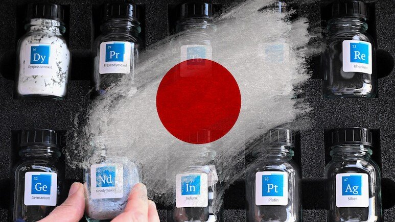 चीन को जवाब देने के लिए समंदर के बहुत भीतर जा रहा जापान